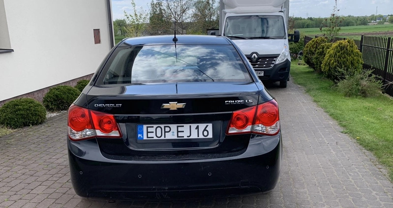 Chevrolet Cruze cena 19900 przebieg: 193000, rok produkcji 2010 z Garwolin małe 407